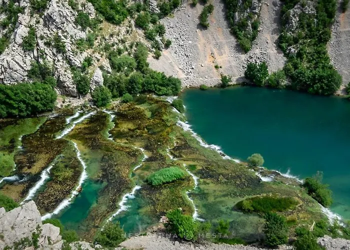 アパート U Srcu Krupa