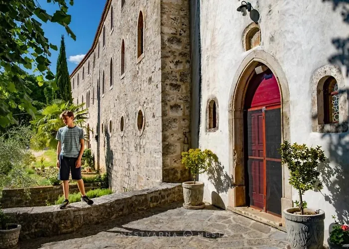 U Srcu アパート Krupa